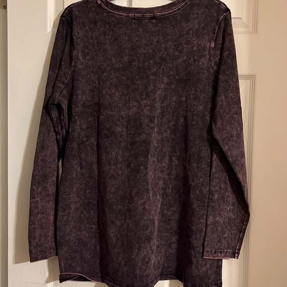 zenana outfitters 2X purple stonewash shirt - Picture 4 of 6